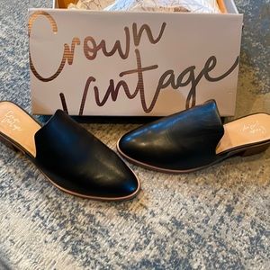 Crown Vintage- Black leather Mules